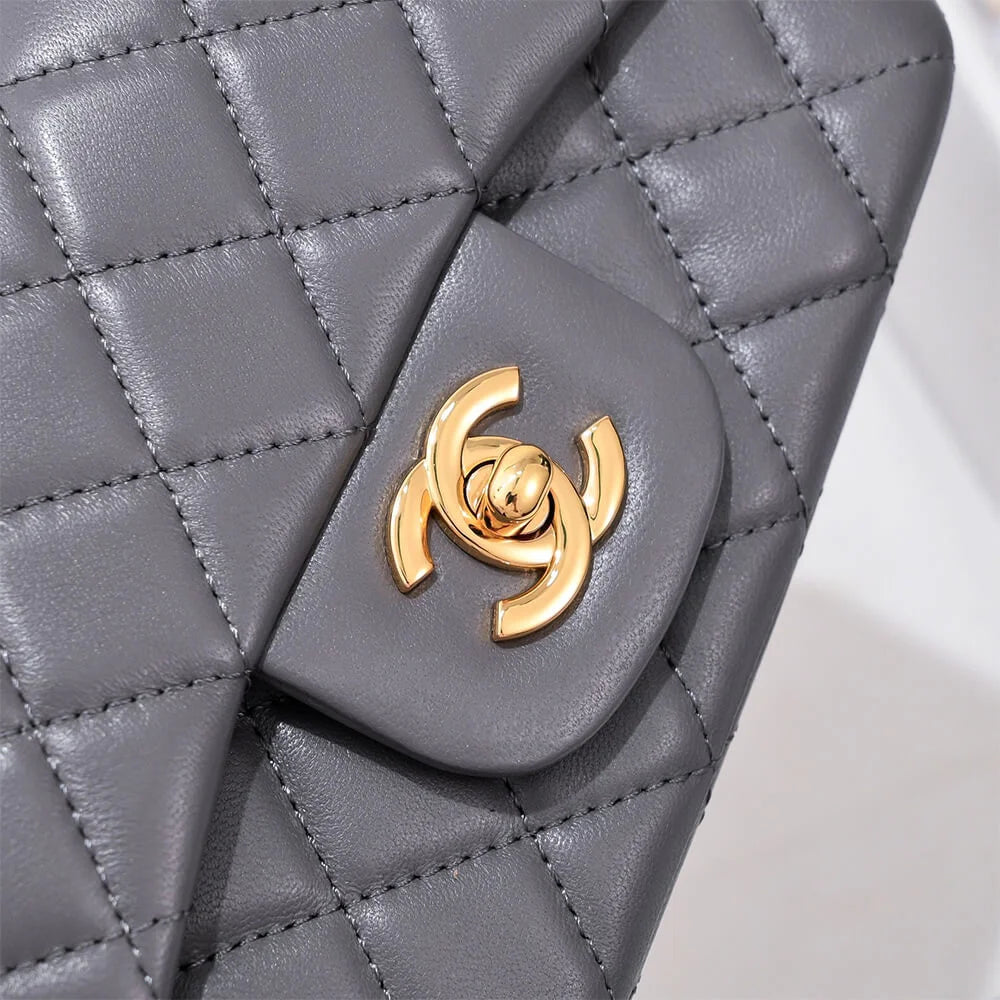 Chanel MINI FLAP BAG